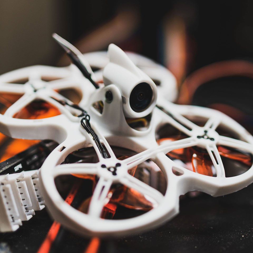 Emax Tinyhawk II 2 RTF FPV Rac - Drone Gimbal Brushless のレビューと価格